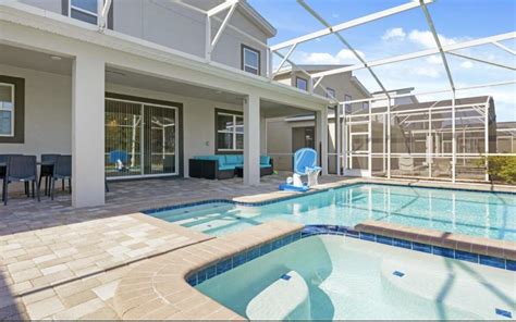 Get Lost in the Magic of Kissimmee's Villas